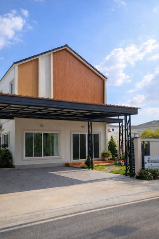 ขายบ้านเดี่ยวโครงการ Chic minimal house ซอยพระเงิน บางใหญ่ นนทบุรี 60 ตร.วา