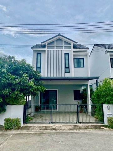 ขายบ้านแฝด 2 ชั้น มบ.มณีรินทร์พาร์ค บางพระ หลังริม ใกล้ตลาดบางพระ ใกล้อ่างเก็บน้ำบางพระ ศรีราชา ชลบุรี